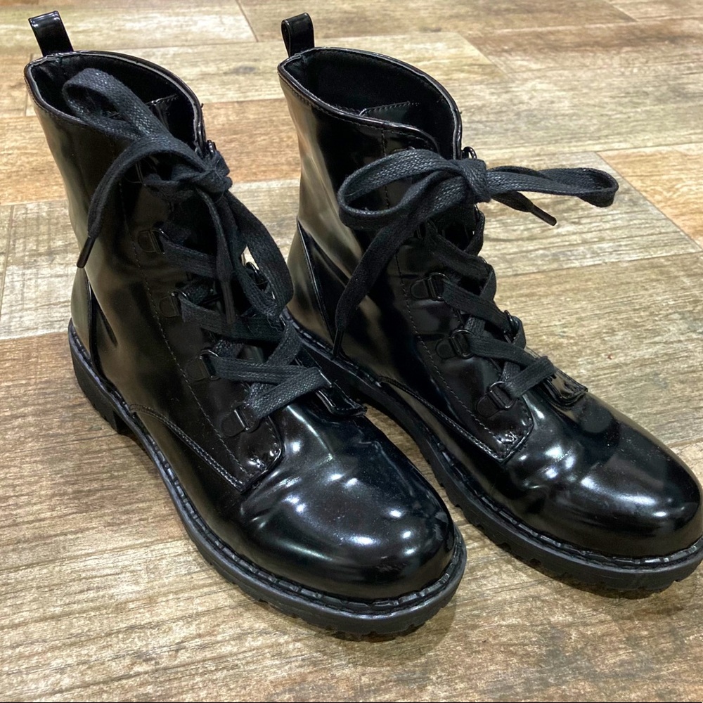 Black Lace-Up Boots